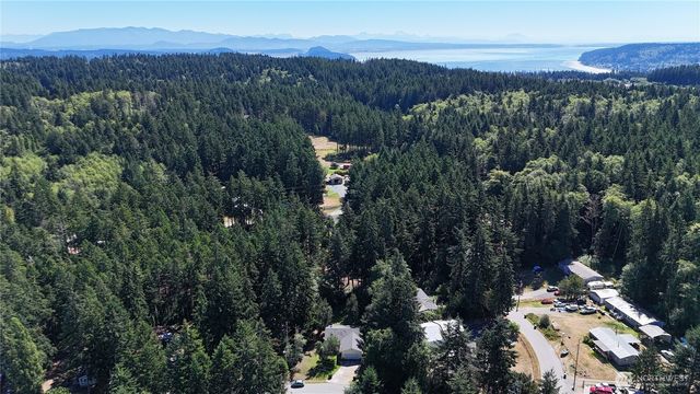 4528 N Alamo Way, Oak Harbor, WA 98277
