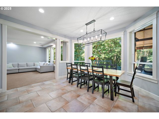 1402 Nw 151ST St, Vancouver, WA 98685