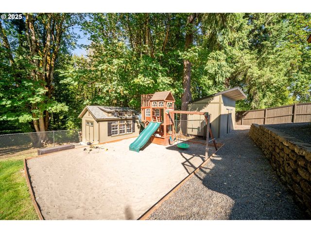 1402 Nw 151ST St, Vancouver, WA 98685