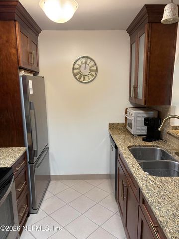 3765 CROWN POINT Road 7, Jacksonville, FL 32257