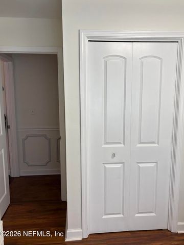 3765 CROWN POINT Road 7, Jacksonville, FL 32257