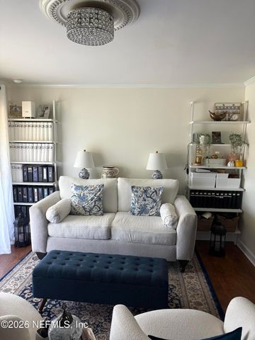 3765 CROWN POINT Road 7, Jacksonville, FL 32257