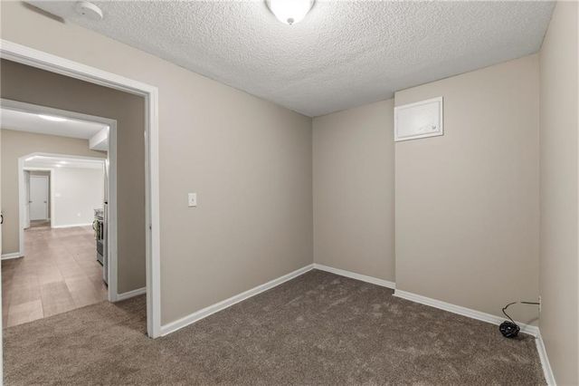 3225 N 74th Street, Kansas City, KS 66109