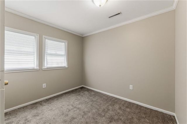 3225 N 74th Street, Kansas City, KS 66109