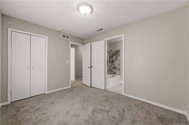 3225 N 74th Street, Kansas City, KS 66109