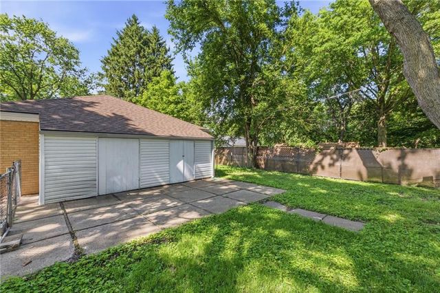 3225 N 74th Street, Kansas City, KS 66109
