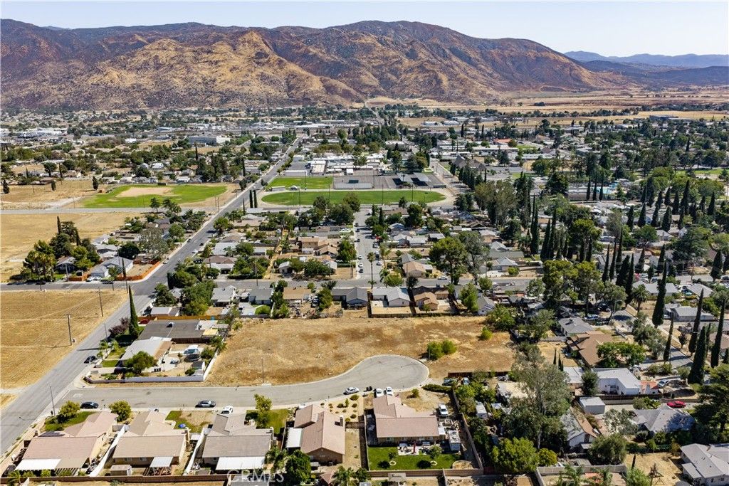 Image 11 of property listing at 0 King, Banning, CA 92220