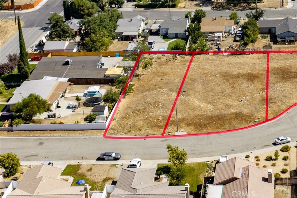 Image 13 of property listing at 0 King, Banning, CA 92220