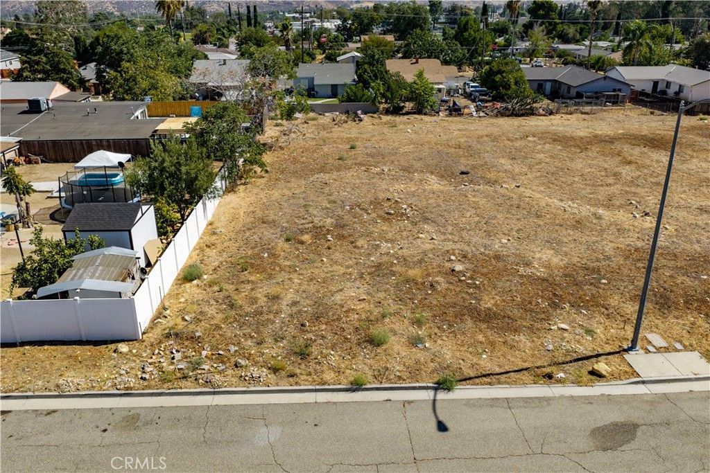 Image 17 of property listing at 0 King, Banning, CA 92220