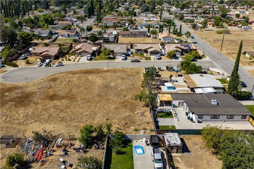 Image 21 of property listing at 0 King, Banning, CA 92220