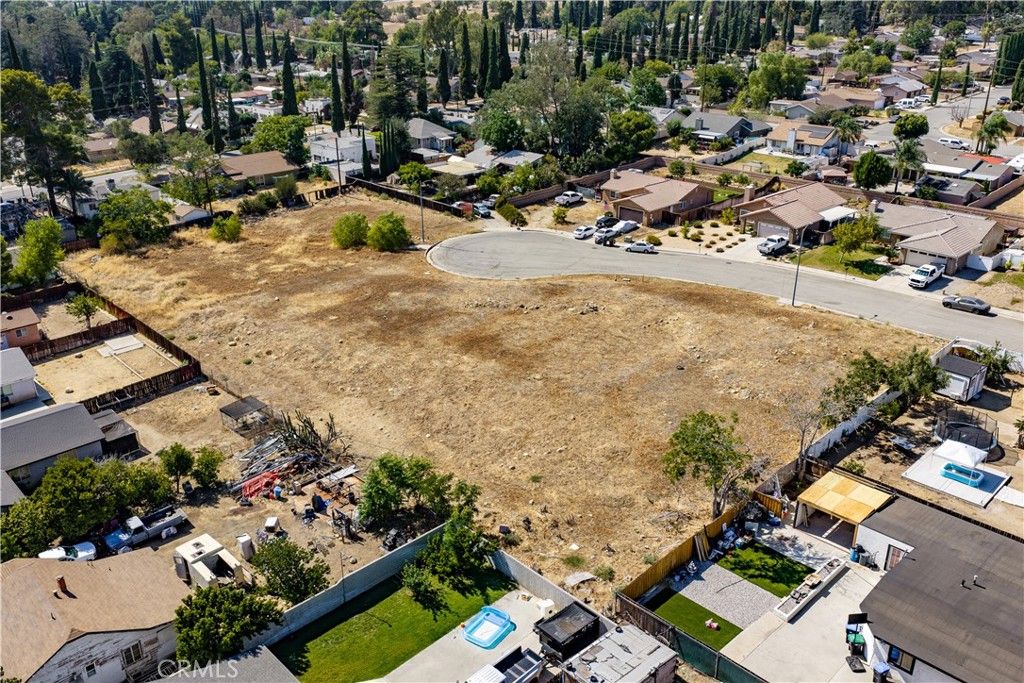 Image 22 of property listing at 0 King, Banning, CA 92220