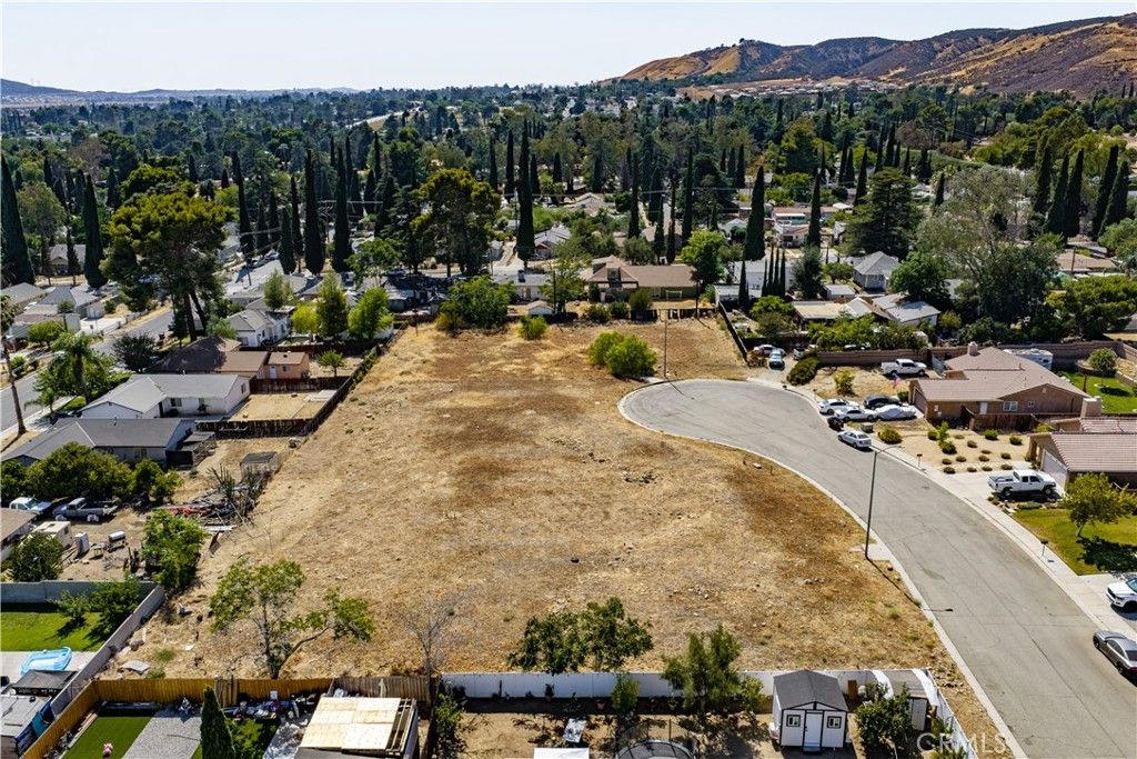 Image 23 of property listing at 0 King, Banning, CA 92220
