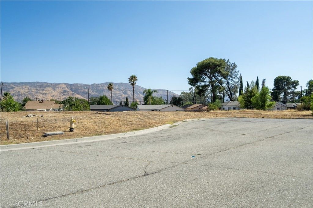 Image 28 of property listing at 0 King, Banning, CA 92220
