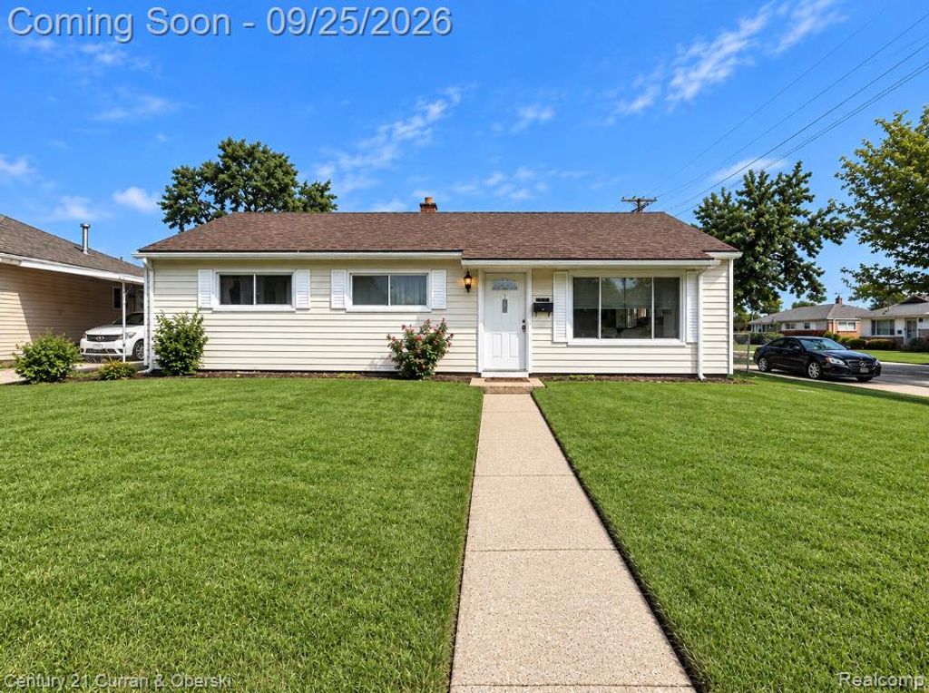 15251 Wildwood, Roseville, MI 48066