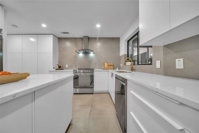 7001 Rocky Top Circle, Dallas, TX 75252