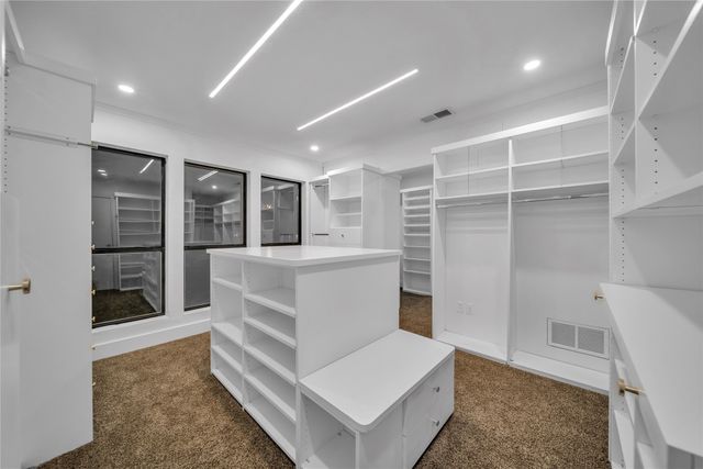 7001 Rocky Top Circle, Dallas, TX 75252