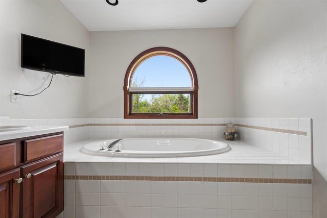 2809 PINE RIDGE ROAD, Oshkosh, WI 54904