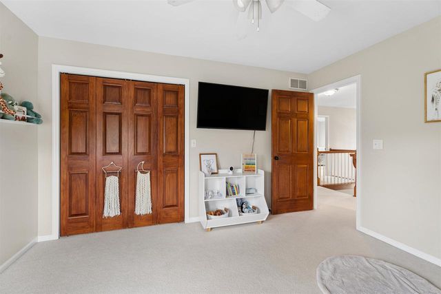 2809 PINE RIDGE ROAD, Oshkosh, WI 54904