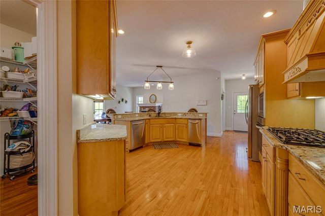 122 Zieba Court, Farmington, MO 63640
