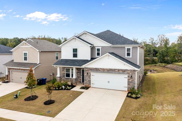 160 Shepherds Landing Drive, Mooresville, NC 28115