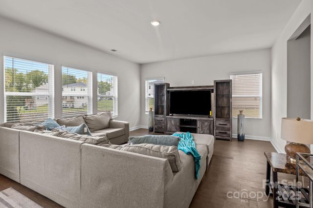 160 Shepherds Landing Drive, Mooresville, NC 28115