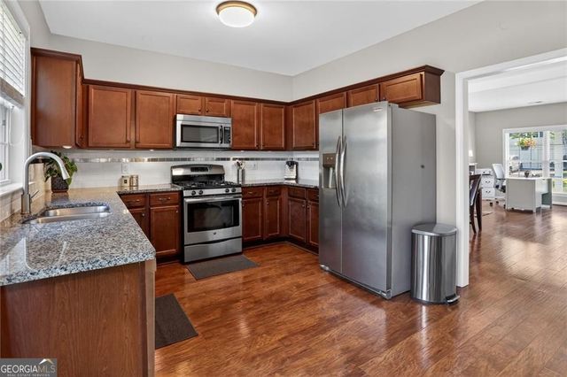 4130 Glenaire Way, Acworth, GA 30101