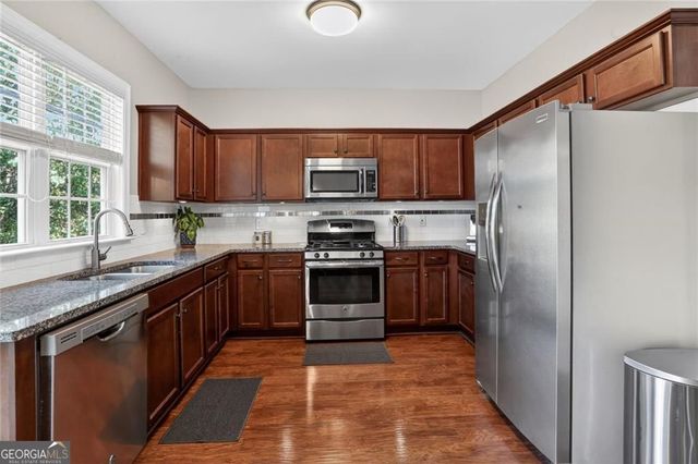 4130 Glenaire Way, Acworth, GA 30101