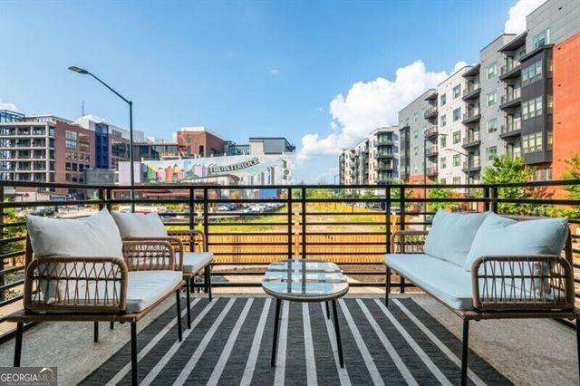 699 Vidalia Lane NW, Atlanta, GA 30318