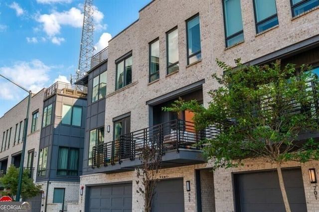 699 Vidalia Lane NW, Atlanta, GA 30318