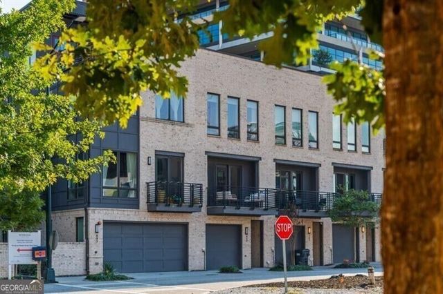 699 Vidalia Lane NW, Atlanta, GA 30318