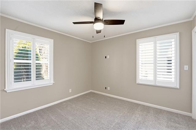 2512 W 77th Street, Prairie Village, KS 66208