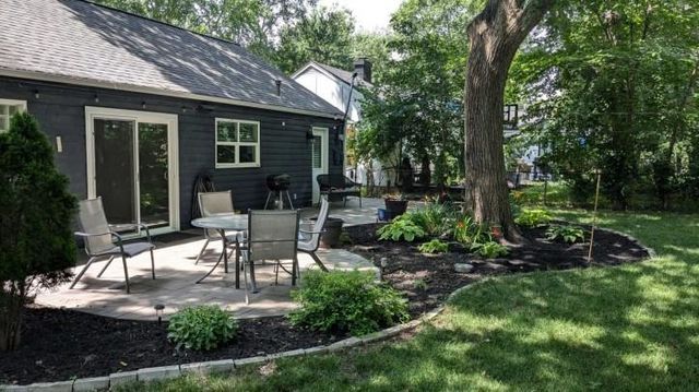 2512 W 77th Street, Prairie Village, KS 66208