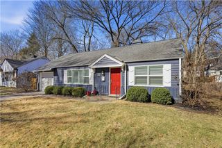 2512 W 77th Street, Prairie Village, KS 66208