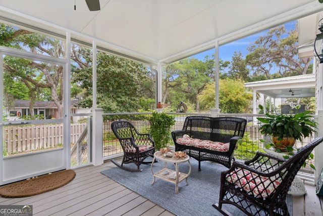 309 Peachtree Street, St. Simons, GA 31522