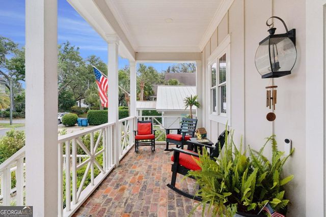 309 Peachtree Street, St. Simons, GA 31522
