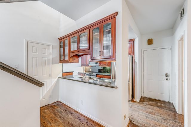 708 Fowler Street, Houston, TX 77007