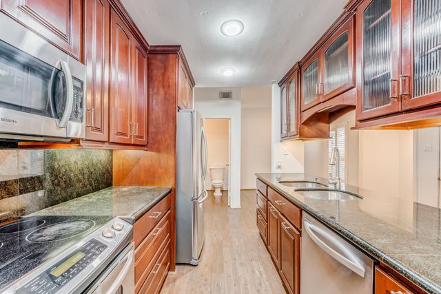 708 Fowler Street, Houston, TX 77007