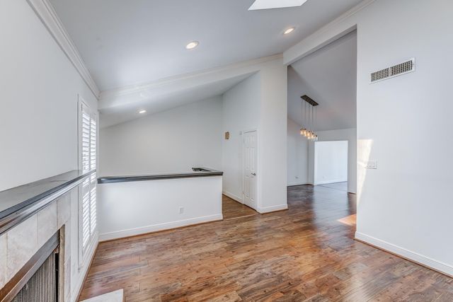 708 Fowler Street, Houston, TX 77007