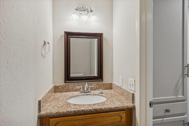 1615 Prairie Mark Lane, Houston, TX 77077