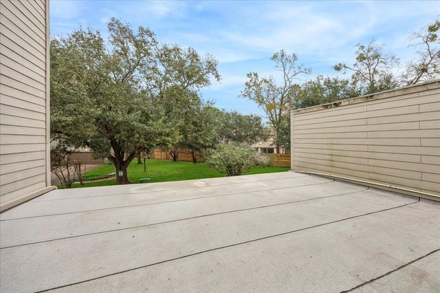 1615 Prairie Mark Lane, Houston, TX 77077