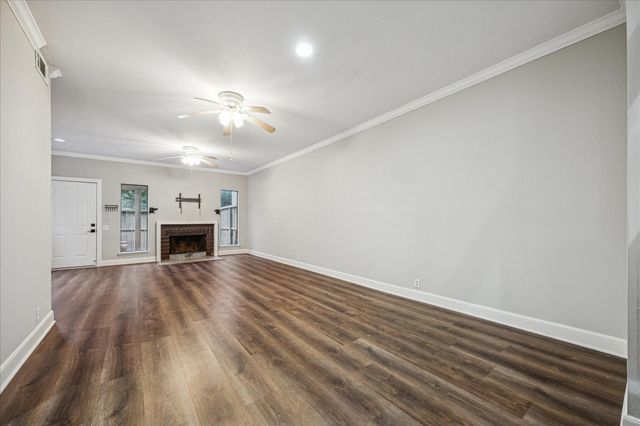 1615 Prairie Mark Lane, Houston, TX 77077