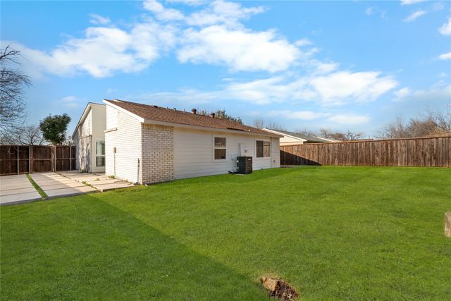 7500 Independence Drive, The Colony, TX 75056