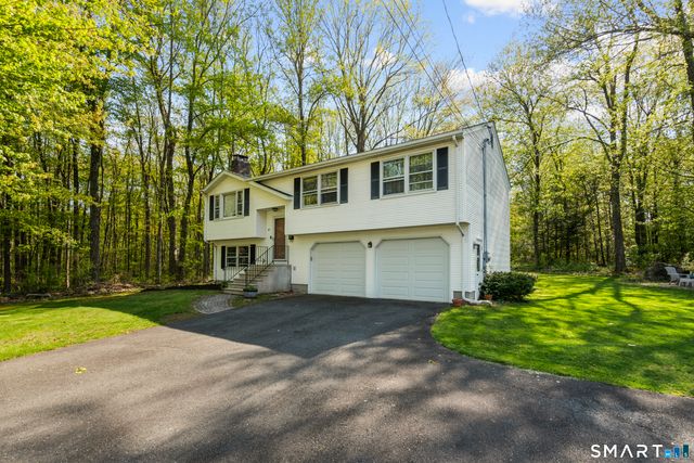 85 Mossa Drive, Bristol, CT 06010