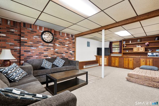 85 Mossa Drive, Bristol, CT 06010