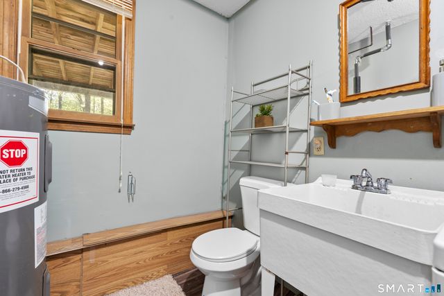 85 Mossa Drive, Bristol, CT 06010