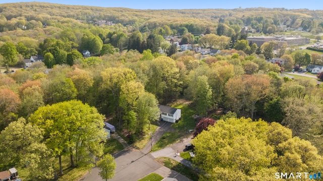 85 Mossa Drive, Bristol, CT 06010