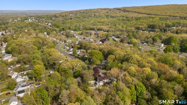 85 Mossa Drive, Bristol, CT 06010