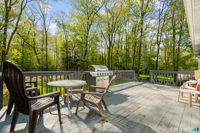 85 Mossa Drive, Bristol, CT 06010
