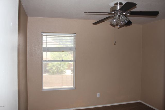 1221 W CHICAGO Street, Chandler, AZ 85224