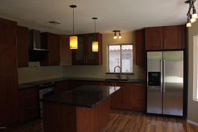 1221 W CHICAGO Street, Chandler, AZ 85224